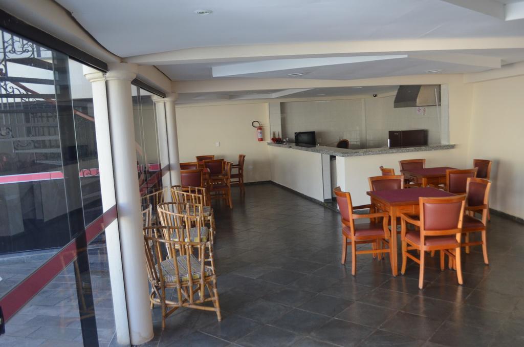 Hotel Sao Luiz Águas de Lindóia Dış mekan fotoğraf