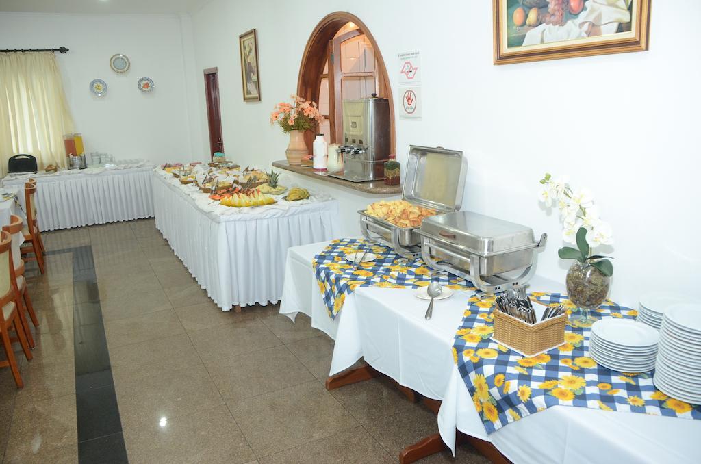 Hotel Sao Luiz Águas de Lindóia Dış mekan fotoğraf